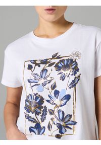 Sinsay - Bawełniana koszulka z nadrukiem - biały. Kolor: biały. Materiał: bawełna. Wzór: nadruk