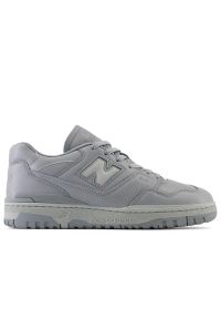 Buty unisex New Balance BB550MCB - szare. Okazja: na co dzień. Kolor: szary. Materiał: syntetyk, skóra, materiał. Szerokość cholewki: normalna