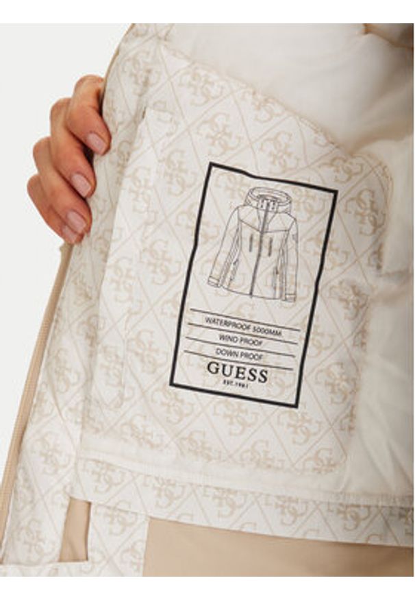 Guess Kurtka narciarska W5BL77 W3272 Beżowy Regular Fit. Kolor: beżowy. Materiał: syntetyk. Sport: narciarstwo