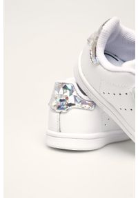 adidas Originals - Buty dziecięce Stan Smith CF. Zapięcie: rzepy. Kolor: biały. Materiał: syntetyk, materiał, skóra, guma. Szerokość cholewki: normalna. Wzór: nadruk. Model: Adidas Stan Smith #2