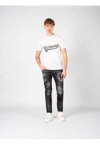 John Richmond T-Shirt | RMA22091TS | Mężczyzna | Biały. Okazja: na co dzień. Kolor: biały. Materiał: bawełna. Długość rękawa: krótki rękaw. Długość: krótkie. Wzór: nadruk. Styl: casual