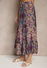 Renee - Fioletowa Spódnica z Wiskozy Ozdobiona Motywem Paisley Ellivae. Okazja: na co dzień. Kolor: fioletowy. Materiał: wiskoza. Wzór: paisley, aplikacja. Styl: elegancki, casual #3
