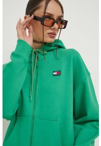 Tommy Jeans bluza bawełniana damska kolor zielony z kapturem gładka. Typ kołnierza: kaptur. Kolor: zielony. Materiał: bawełna. Wzór: gładki #1