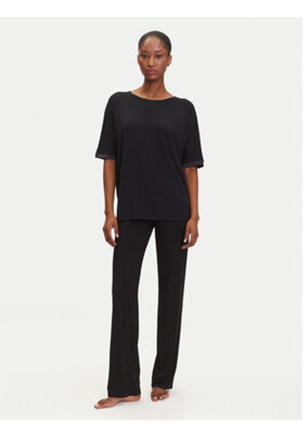 BOSS Koszulka piżamowa Sheen 50545569 Czarny Relaxed Fit. Kolor: czarny