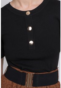 Monnari - Sweter z ozdobnymi guzikami. Kolor: czarny. Materiał: wiskoza. Długość rękawa: krótki rękaw. Długość: krótkie #3