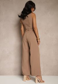 Renee - Ciemnobeżowy Kombinezon Bez Rękawów z Nogawkami Wide Leg Noreldi. Okazja: na co dzień. Kolor: beżowy. Długość rękawa: bez rękawów. Styl: elegancki, casual #4