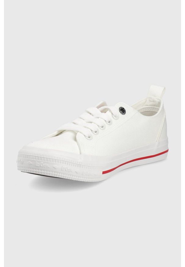 Lee Cooper tenisówki damskie kolor biały. Nosek buta: okrągły. Zapięcie: sznurówki. Kolor: biały. Materiał: guma