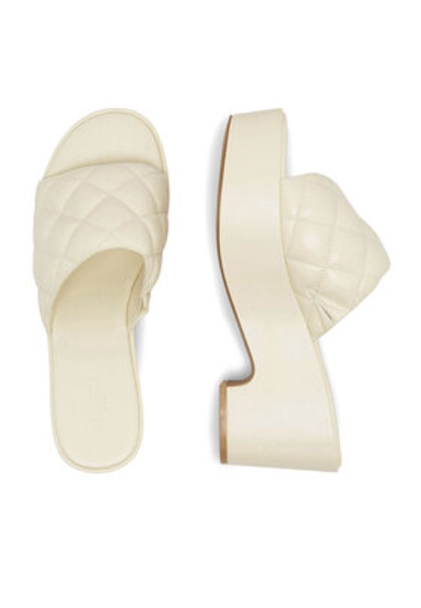 Badura Klapki WFA2667-1 Écru. Kolor: kremowy. Materiał: syntetyk, skóra