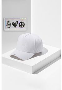 Next Generation Headwear - Next generation headwear - Czapka. Kolor: biały. Materiał: bawełna. Wzór: aplikacja