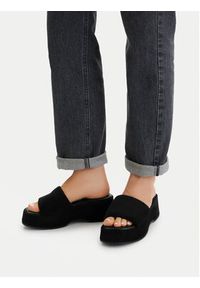 DeeZee Klapki CEO-HY7676-8 Czarny. Kolor: czarny. Materiał: materiał #9