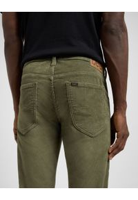 Lee - MESKIE SPODNIE LEE DAREN ZIP FLY MERCANTILE GREEN 112370534 #3