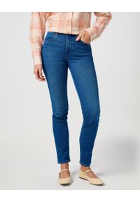 Wrangler - WRANGLER DAMSKIE SPODNIE JEANSOWE WRANGLER SLIM SERENE STORM 112362592