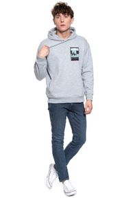 Lee - BLUZA LEE GRAPHIC RELAXED HOOD GREY MELE L82YTTMP 112122266. Typ kołnierza: kaptur. Wzór: nadruk #5