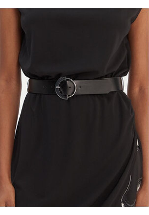 DKNY Sukienka codzienna DD5J2P42 Czarny Regular Fit. Okazja: na co dzień. Kolor: czarny. Materiał: syntetyk. Typ sukienki: proste. Styl: casual