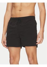 TOMMY HILFIGER - Tommy Hilfiger Szorty kąpielowe UM0UM03477 Czarny Regular Fit. Kolor: czarny. Materiał: syntetyk #1
