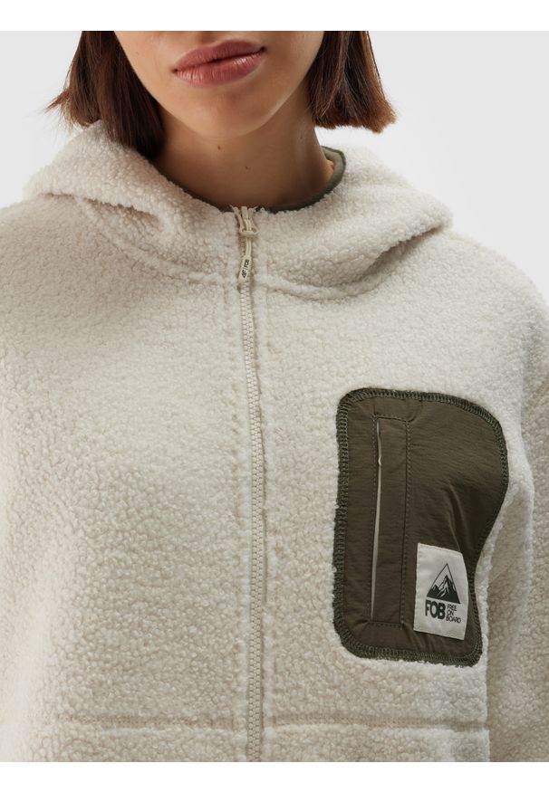 4f - 4F Polar sherpa z kapturem regular damski - biały XXL. Typ kołnierza: kaptur. Kolekcja: plus size. Kolor: biały. Materiał: polar. Sezon: zima. Sport: turystyka piesza, narciarstwo, snowboard, wspinaczka
