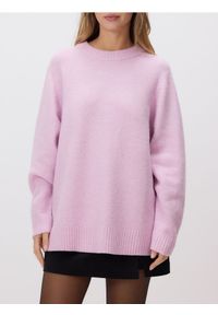 Reserved - Gładki sweter - różowy. Kolor: różowy. Materiał: dzianina, wełna. Wzór: gładki