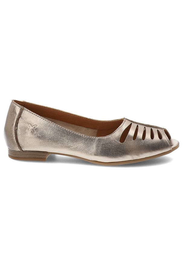 Baleriny damskie Maciejka, cholewka skóra naturalna metaliczny połysk ażurowe wycięcia odkryty nosek wsuwany fason, miedziane, P7541-32/00-1. Kolor: złoty. Materiał: skóra. Szerokość cholewki: normalna. Wzór: ażurowy