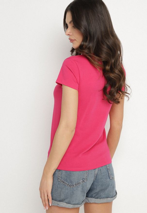 Born2be - Fuksjowy Bawełniany Klasyczny T-shirt Lunolia. Okazja: na co dzień. Kolor: różowy. Materiał: bawełna. Wzór: gładki. Styl: klasyczny