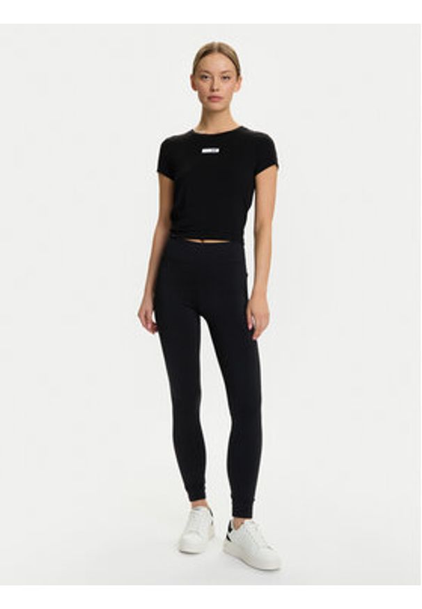 EA7 Emporio Armani T-Shirt 7W000673 AF12945 UC001 Czarny Slim Fit. Kolor: czarny. Materiał: syntetyk