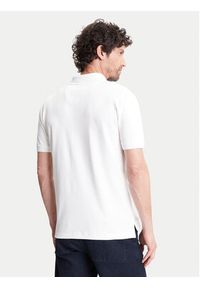 Pierre Cardin Polo C5 21455.2119 Biały Regular Fit. Typ kołnierza: polo. Kolor: biały. Materiał: bawełna