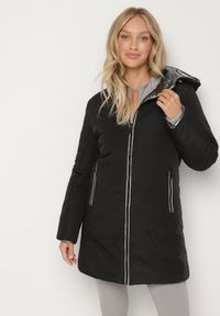 Born2be - Czarna Pikowana Kurtka Dwustronna z Kapturem Alarrise. Okazja: na spacer. Typ kołnierza: kaptur. Kolor: czarny. Materiał: skóra, jeans. Wzór: gładki #4