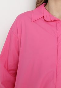 Born2be - Fuksjowa Bawełniana Koszula o Klasycznym Fasonie Pomidea. Kolor: różowy. Materiał: bawełna. Długość rękawa: długi rękaw. Długość: długie. Styl: klasyczny #3