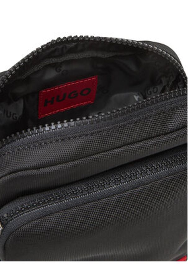 BOSS Torebka Ariell Saddle M 50547767 Czarny. Kolor: czarny. Materiał: materiał