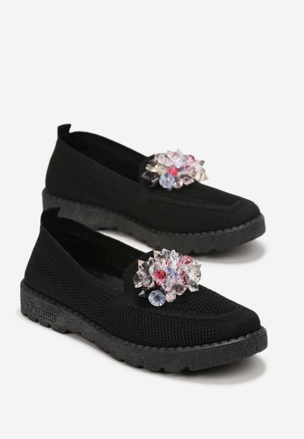 Renee - Czarne Wsuwane Tenisówki Siateczkowe z Kryształami Sealah. Zapięcie: bez zapięcia. Kolor: czarny. Wzór: aplikacja. Sezon: wiosna, lato