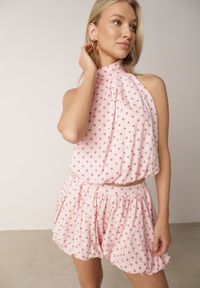 Born2be - Różowy Komplet z Bawełny i Wiskozy Top z Wiązaniem i Szorty o Kroju Bombki Nabeora. Kolor: różowy. Materiał: wiskoza, bawełna. Wzór: kropki #1