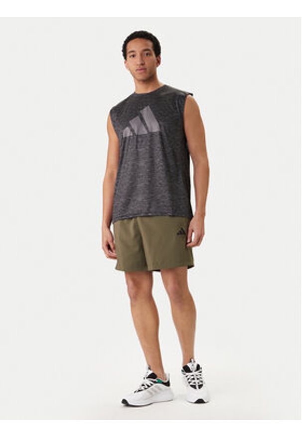 Adidas - adidas Koszulka techniczna Workout Essentials Brandlove KA5545 Szary Regular Fit. Kolor: szary. Materiał: syntetyk