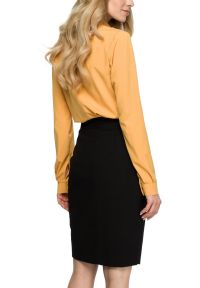 Sukienki.shop - Ołówkowa spódnica midi z zakładką z przodu czarna. Okazja: na spotkanie biznesowe, do pracy. Kolor: czarny. Styl: biznesowy, elegancki, klasyczny #2