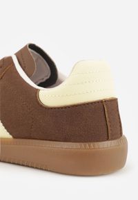 Renee - Brązowo-Żółte Casualowe Sneakersy na Płaskiej Podeszwie z Paskami Jereria. Okazja: na co dzień. Zapięcie: pasek. Kolor: brązowy. Materiał: jeans. Obcas: na płaskiej podeszwie #6