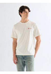 Wrangler - MESKA KOSZULKA WRANGLER GRAPHIC TEE WORN WHITE 112377994 #1