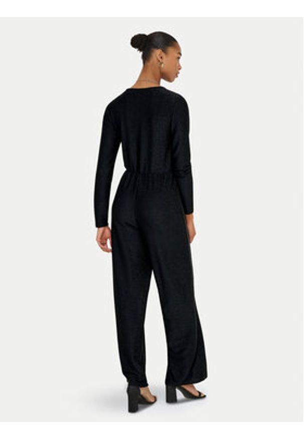 only - ONLY Kombinezon Rich 15360280 Czarny Regular Fit. Kolor: czarny. Materiał: syntetyk