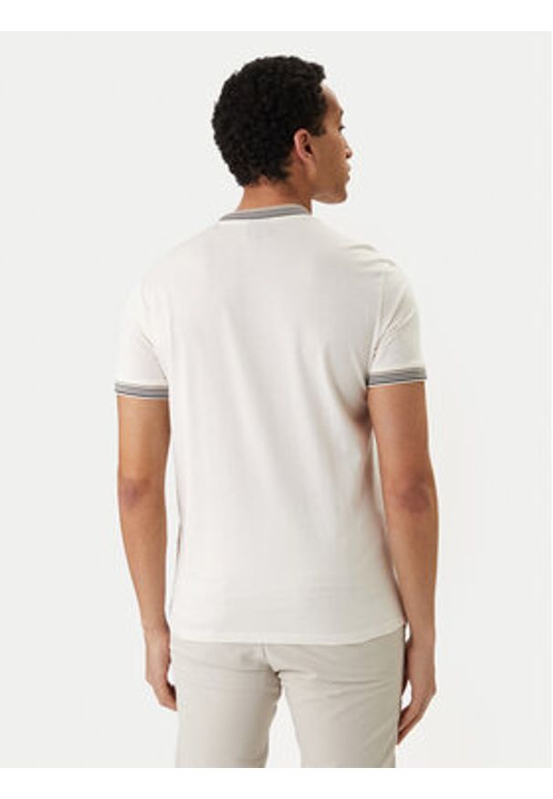 Armani Exchange T-Shirt XM002451 AF10356 U1074 Beżowy Regular Fit. Kolor: beżowy. Materiał: bawełna
