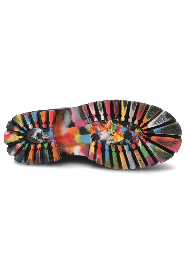 Czarne Półbuty Artiker Stylowe Obuwie Damskie. Okazja: na co dzień. Kolor: czarny. Materiał: skóra. Wzór: kolorowy. Styl: elegancki