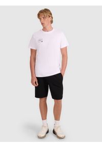 4f - 4F T-shirt regular z nadrukiem męski - biały L. Okazja: na co dzień. Kolor: biały. Materiał: bawełna, jersey, materiał. Długość rękawa: krótki rękaw. Długość: krótkie. Wzór: nadruk. Styl: sportowy, klasyczny, casual