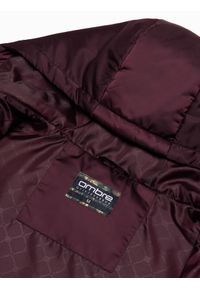 Ombre Clothing - Długa zimowa kurtka męska pikowana o satynowym wykończeniu - bordowa V4 OM-JALJ-0147 - XL. Kolor: czerwony. Materiał: satyna. Długość: długie. Wzór: nadruk. Sezon: zima. Styl: elegancki #4