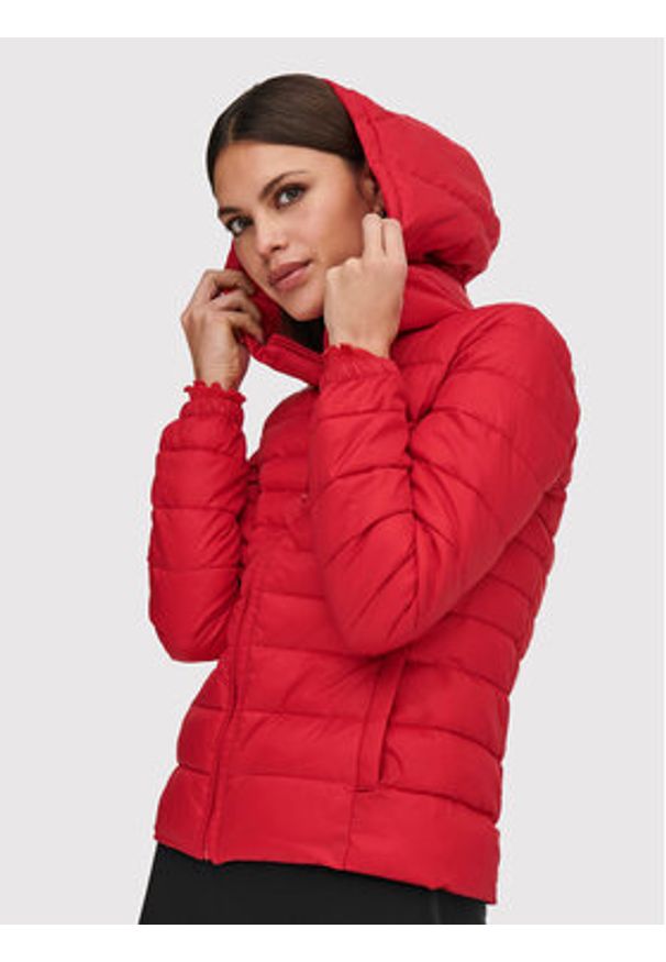 only - ONLY Kurtka przejściowa Tahoe 15156569 Czerwony Regular Fit. Kolor: czerwony. Materiał: syntetyk