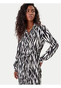 only - ONLY Sukienka koszulowa Nova 15241890 Czarny Regular Fit. Kolor: czarny. Materiał: wiskoza. Typ sukienki: koszulowe #4