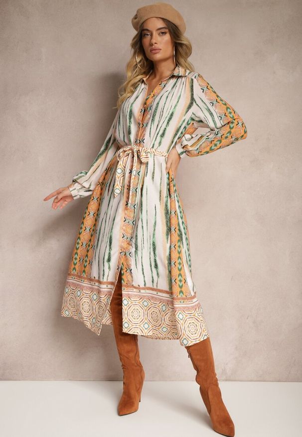 Renee - Beżowa Koszulowa Sukienka Wiązana w Talii Ozdobiona Abstrakcyjnym Wzorem Nilima. Okazja: na co dzień. Kolor: beżowy. Materiał: tkanina. Wzór: aplikacja. Typ sukienki: koszulowe. Styl: casual, klasyczny