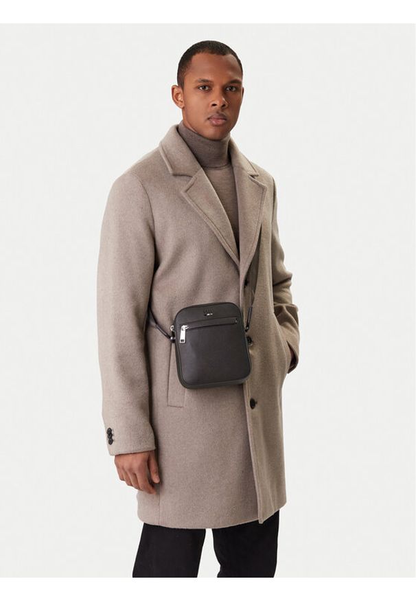 BOSS Saszetka 50536475 Brązowy. Kolor: brązowy. Materiał: skóra