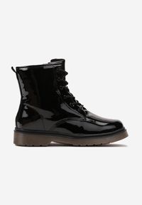 Born2be - Czarne Lakierowane Botki z Ozdobnym Sznurowaniem Astridra. Okazja: na co dzień. Kolor: czarny. Materiał: lakier. Styl: casual, elegancki