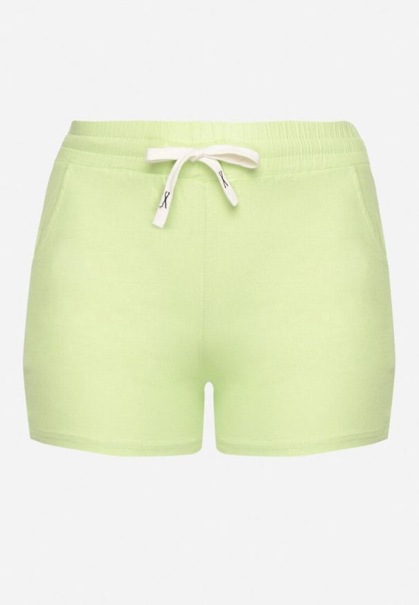 Born2be - Zielone Bawełniane Szorty Ozdobione Sznurkiem Liralise. Okazja: na co dzień. Kolor: zielony. Materiał: bawełna. Wzór: aplikacja. Sezon: wiosna, lato. Styl: casual