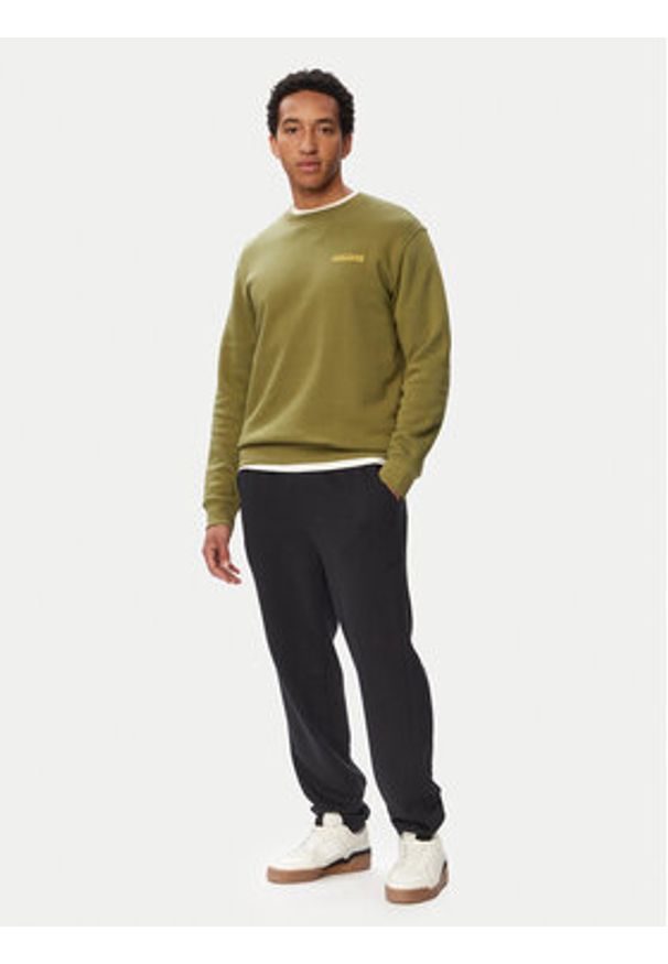 Quiksilver Spodnie dresowe EQYFB03391 Czarny Regular Fit. Kolor: czarny. Materiał: bawełna