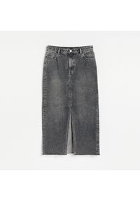 Reserved - Jeansowa spódnica z rozcięciem - Jasny szary. Kolor: szary. Materiał: jeans #1