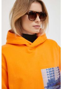 Calvin Klein Jeans bluza damska kolor pomarańczowy z kapturem z nadrukiem. Typ kołnierza: kaptur. Kolor: pomarańczowy. Materiał: bawełna. Wzór: nadruk #5