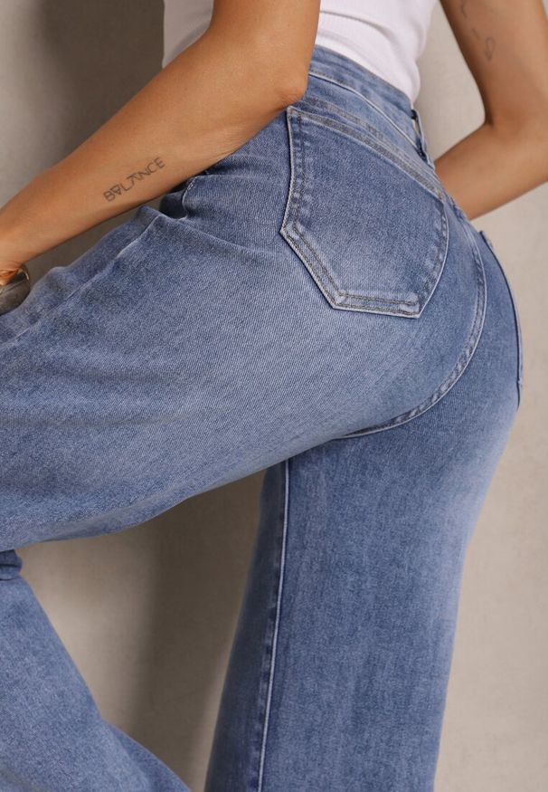 Renee - Niebieskie Jeansy High Waist Szerokie z Dodatkiem Bawełny Rivlio. Okazja: na co dzień. Stan: podwyższony. Kolor: niebieski. Styl: elegancki, casual