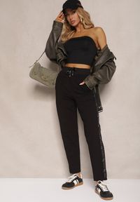 Renee - Czarne Dresowe Spodnie z Bawełną Ozdobione Sznurkiem Anniren. Kolor: czarny. Materiał: dresówka, bawełna. Wzór: aplikacja. Styl: klasyczny, elegancki #3